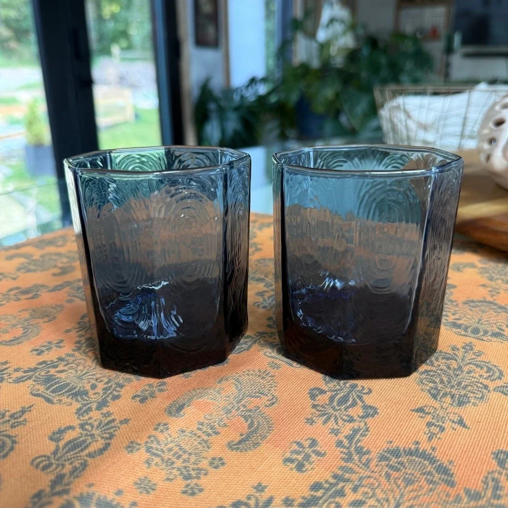 Libbey Facets Pair of‎ Cobalt Blue 8-Sided Textured Glass Tumblers